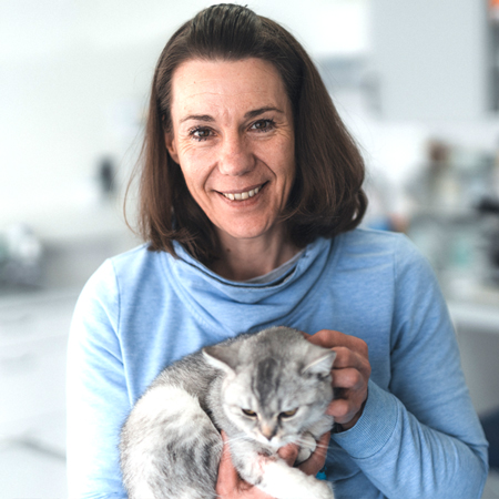 SANDRA KIRCHEBNER, Tierärztliche Ordinationsassistentin 