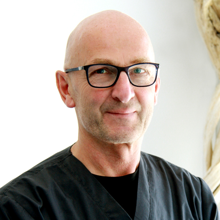 TIERARZT DR. MED. VET. PETER THEURL